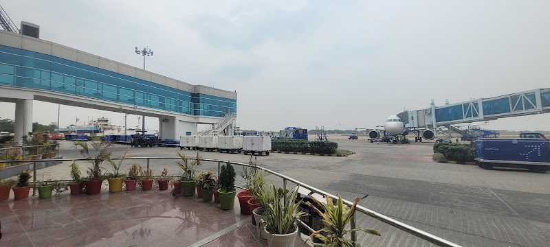 Babatpur airport - Babatpur airport 242/1, Central market DLW, Bhullanpur, Varanasi, Shivdaspur, Uttar Pradesh 221004, India
