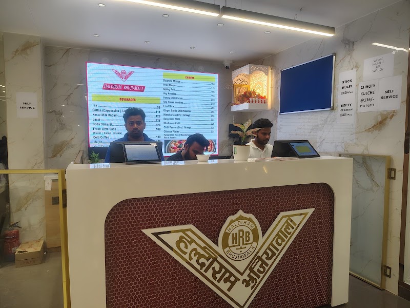 Haldiram - Haldiram na, MDR, Khagaul, Dinapur, J25V+835, Danapur - Khagaul Rd, Cum, Kaliket Nagar, Patna, Mobarakpur-Raghurampur, Bihar 801503, India