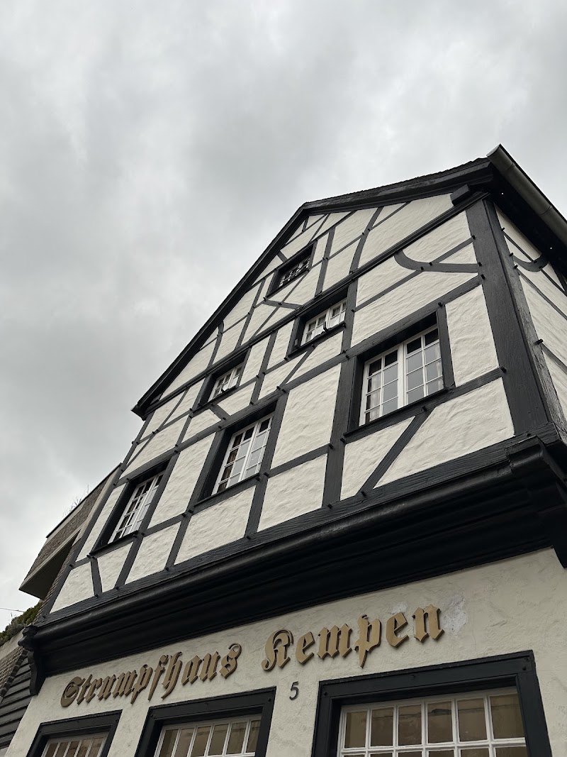 Strumpfhaus Kempen - Strumpfhaus Kempen, Peterstraße 5, 47906 Kempen, Germany