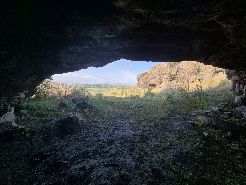 گورستان ۸ هزارساله شهر یری - گورستان ۸ هزارساله شهر یری, HW3G+5FG, Pirazmiyan, Ardabil Province, Iran