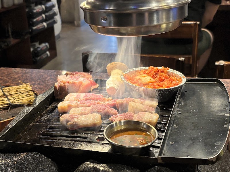 굽돌집 서울시청본점 | Seoul City Hall Korean BBQ | 韓国 焼肉 | 韩式烤肉 - 굽돌집 서울시청본점 | Seoul City Hall Korean BBQ | 韓国 焼肉 | 韩式烤肉, 18 Sejong-daero 14-gil, Jung District, Seoul, South Korea