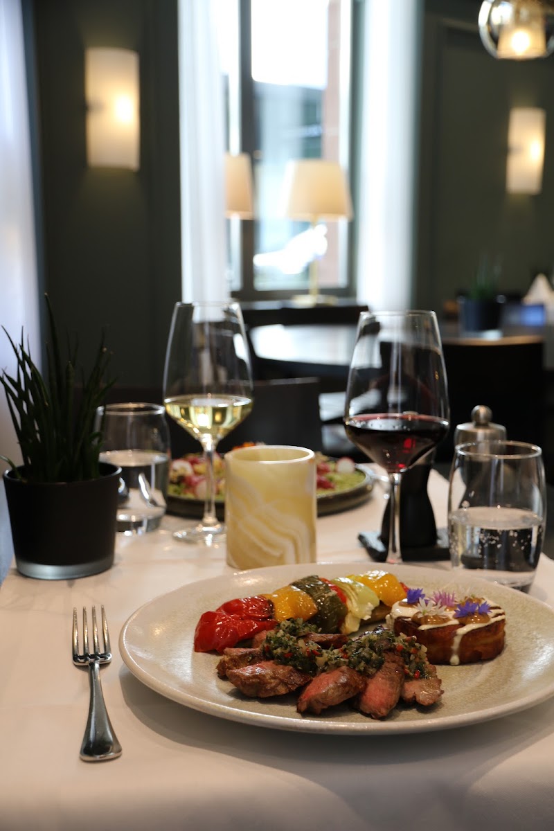 Hotel Waldstätterhof - Luzern Bahnhof - Hotel Waldstätterhof - Luzern Bahnhof Zentralstrasse 4, 6003 Luzern, Switzerland