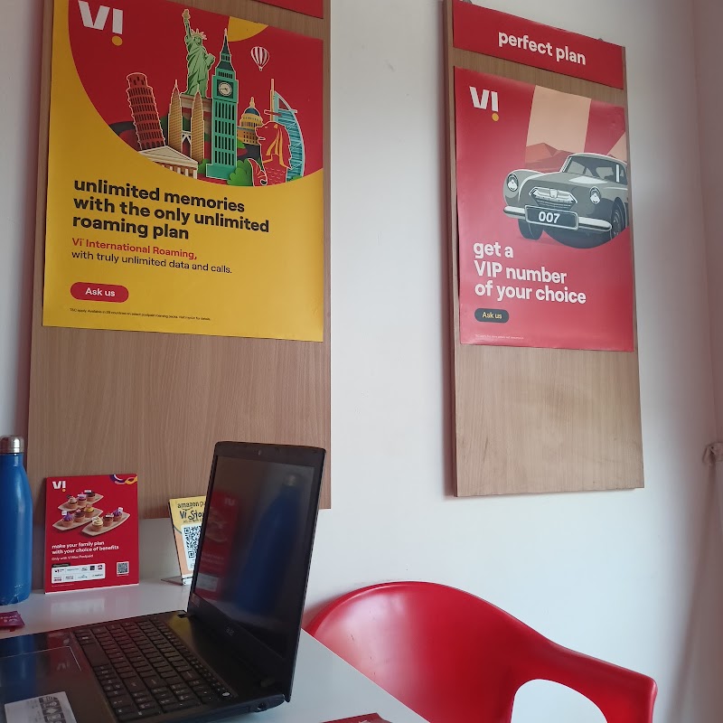 Vi - Vodafone Idea mini Store - Vi - Vodafone Idea mini Store, Gupta Building, Zilla Parishad Square, Sai Mandir Rd, near Allahabad Bank, MSEB Colony, Ganeshpur, Maharashtra 441904, India