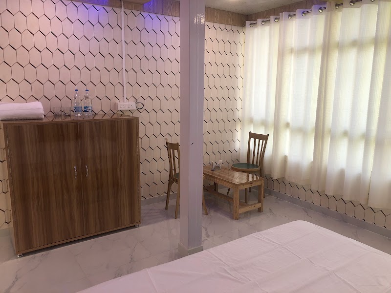 Hotel Mountain View - Hotel Mountain View 14, Old Mussoorie Rd, near Shanshai Ashram, Rajpur, Dehradun, Uttarakhand 248009, India