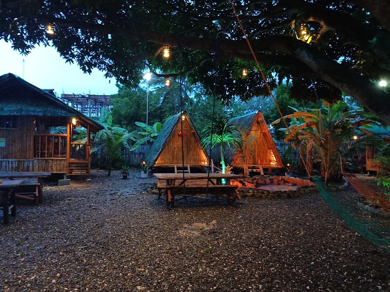 Moalboal Bamboo House Saavedra Basdaku