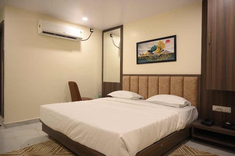 Hotel Soumya sarovar - Hotel Soumya sarovar Motilal Nehru Ward, Naya Para, Jagdalpur, Chhattisgarh 494001, India