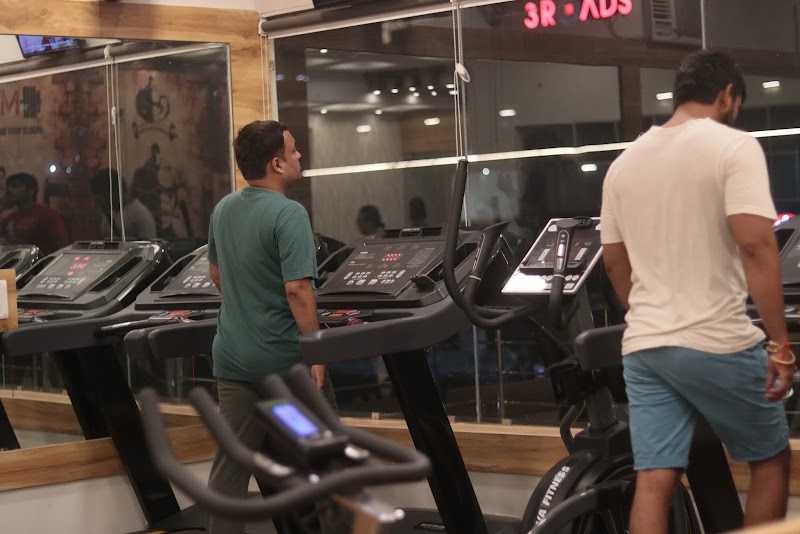 The Play Fitness Sector 69, Gurgaon - The Play Fitness Sector 69, Gurgaon Plot 1, First Floor, Opposite 3 Roads Mall, Tulip Chowk, Tulip Violet Society, Sector 69, Gurugram, Haryana 122101, India