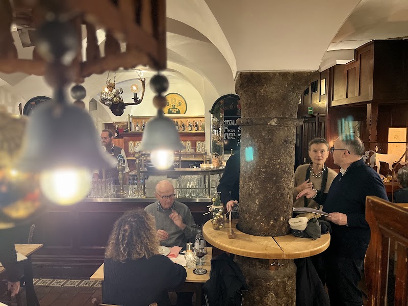 Zum fidelen Affen - Zum fidelen Affen Priesterhausgasse 8, 5020 Salzburg, Austria