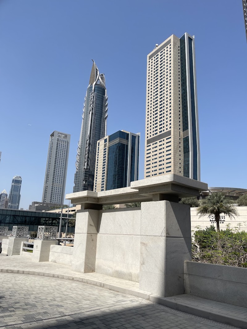 HSBC Tower Digital Customer Service Unit - HSBC Tower Digital Customer Service Unit Aquarium carpark or gold souk - Level LG, P1 - Sheikh Zayed Rd - Al Sufouh - Al Safouh Second - Dubai - United Arab Emirates