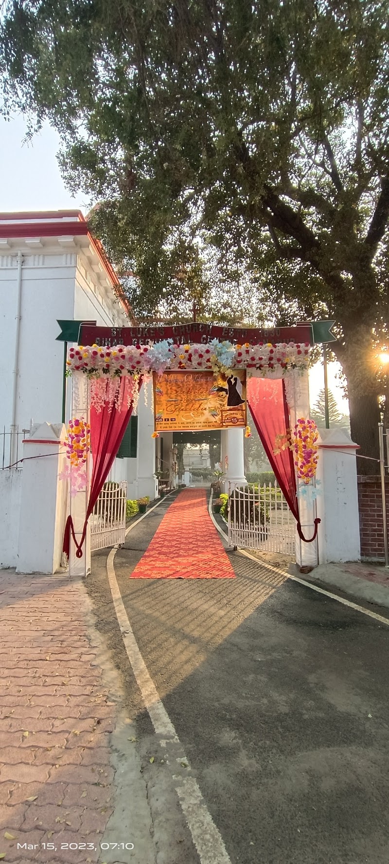 St. Luke's Church - St. Luke's Church J2QQ+4W8, Main Rd, Danapur Cantonment, Patna, Bihar 801503, India