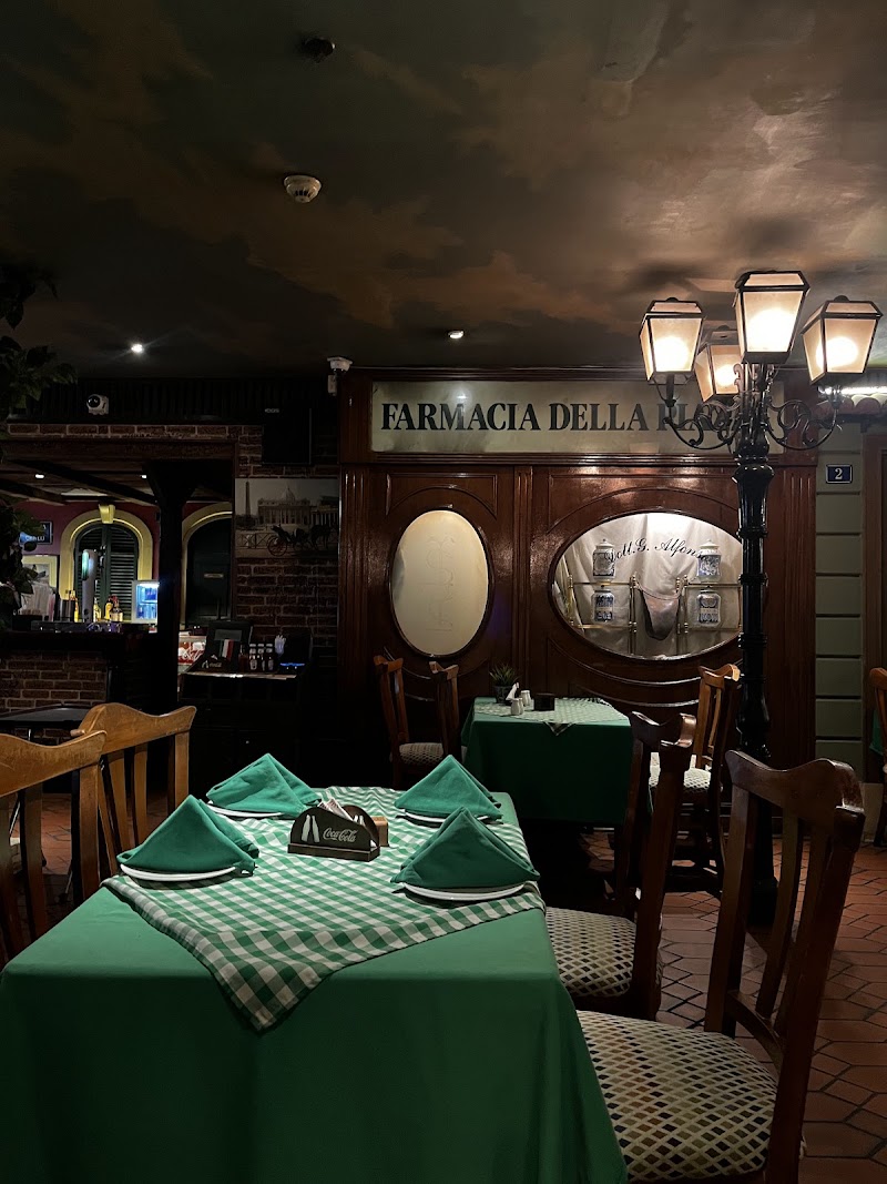 Le Pacha 1901 - Le Pacha 1901, Saray El Gezirah Street، 362H+R38, El-Khalig, Zamalek, Cairo Governorate 4270162, Egypt