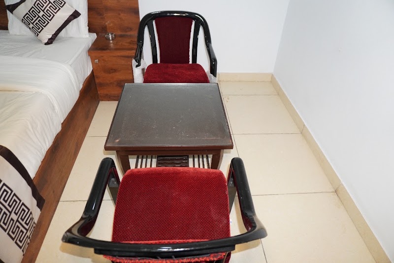 Hotel RK Palace in Jaipur - Hotel RK Palace in Jaipur, 146-2, Gator Rd, near Jaipur Airport, Kesar Vihar, Sawai Gaitor, Malviya Nagar, Jaipur, Rajasthan 302017, India