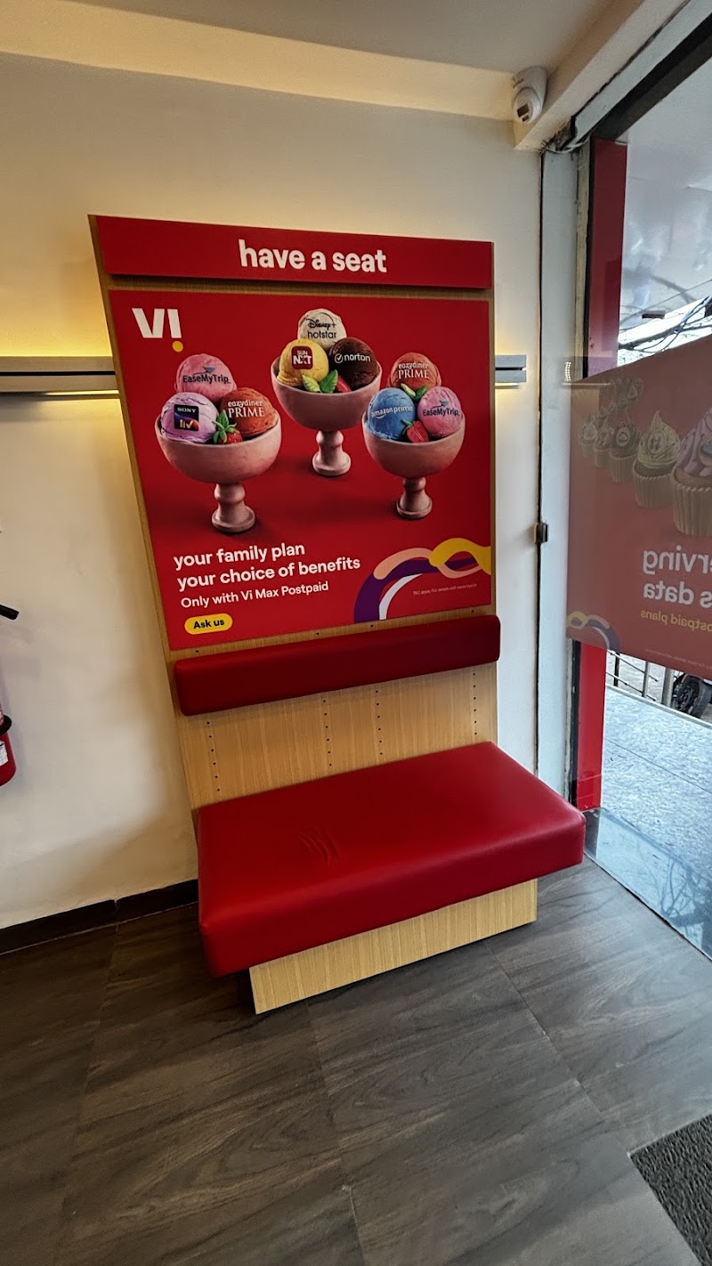 Vi - Vodafone Idea Store - Vi - Vodafone Idea Store, Ward No 34, Main Road, near Sheetal Complex, Moulipara, Telibandha, Raipur, Chhattisgarh 492001, India