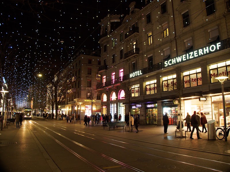 Hotel Schweizerhof Zürich - Hotel Schweizerhof Zürich Bahnhofplatz 7, 8001 Zürich, Switzerland