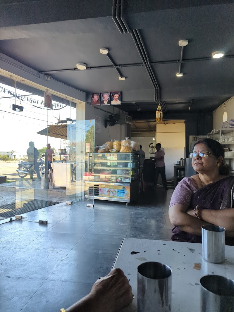 Annapurna Family Restaurant & Dhaba - Annapurna Family Restaurant & Dhaba, NH 130, Raipur Bilaspur Highway Village Chandrakhuri, Baitalpur, Chhattisgarh 491340, India