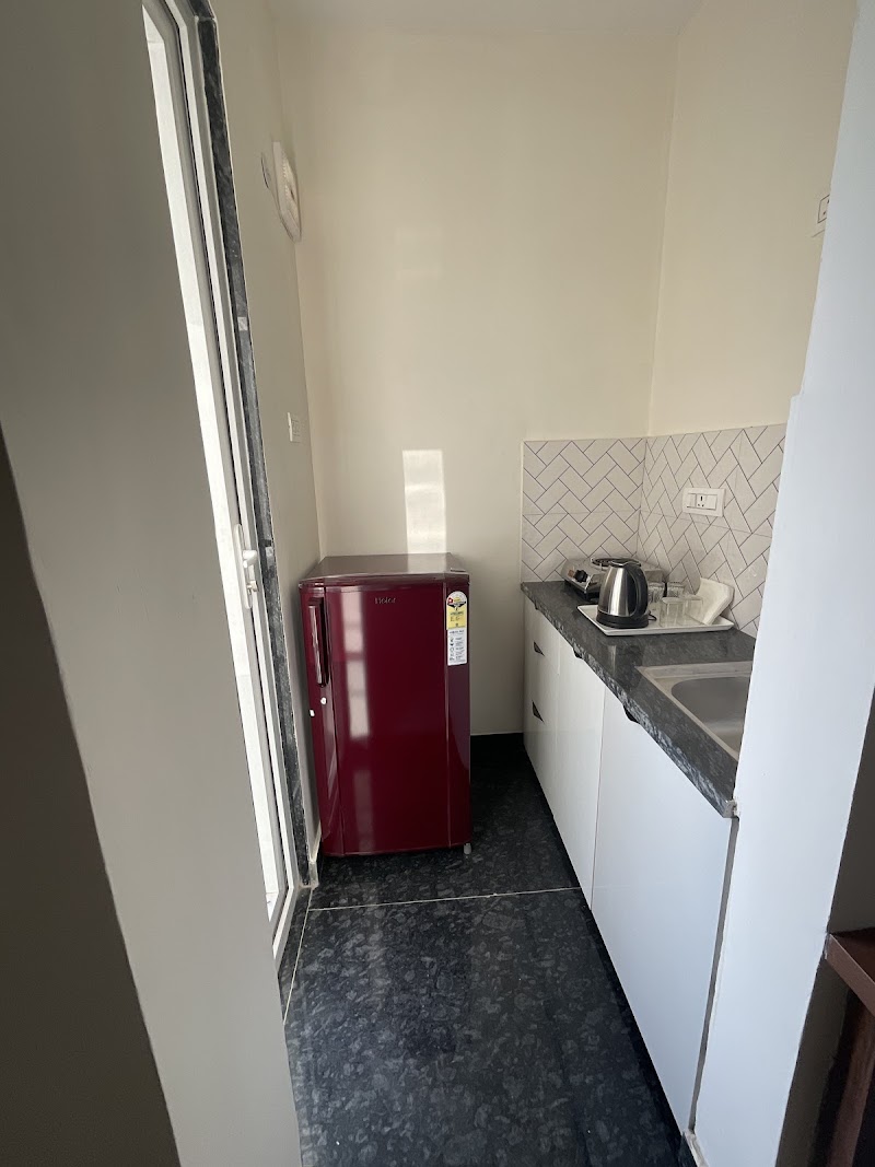 Sunroom studio apartments - Sunroom studio apartments, 1637, Block H, Sector 57, Gurugram, Haryana 122011, India