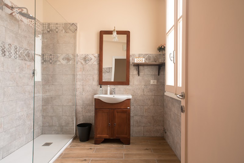 I tulipani Firenze - I tulipani Firenze, Viale Belfiore, 58, 50144 Firenze FI, Italy