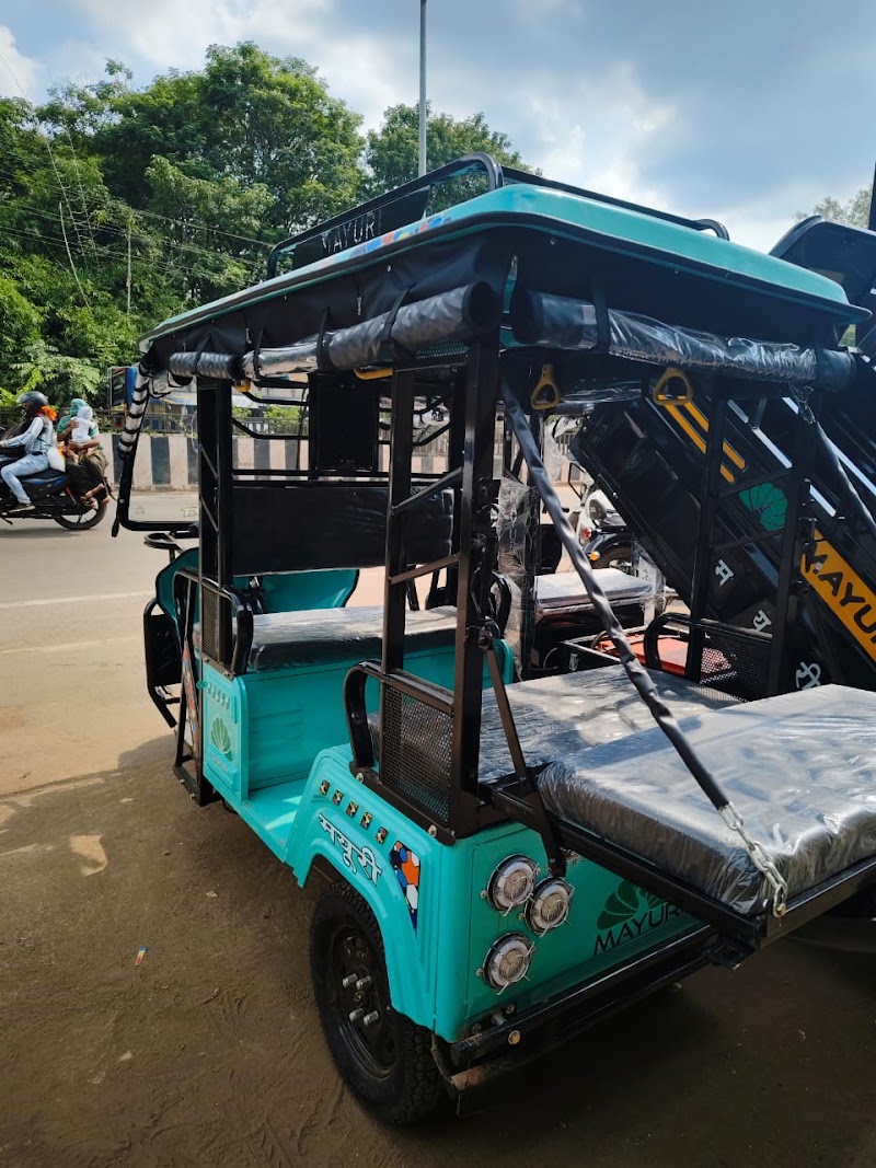 Good Luck Motors - Good Luck Motors, Durg road, Gundardehi, Chainganj, Chhattisgarh 491223, India