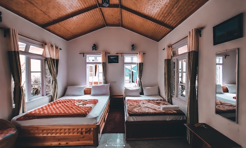 Tabakoshi Homestay Tea village an offbeat in Darjeeling - Tabakoshi Homestay Tea village an offbeat in Darjeeling Magarjung Tea Garden Kanabir,Tabakoshi, W5FG+4RJ, Mangarjung Tea Garden, West Bengal 734215, India