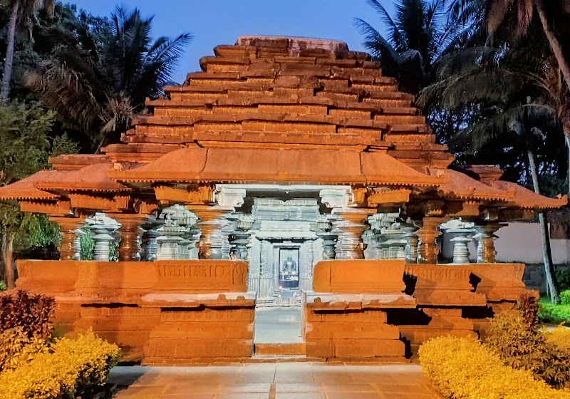 Ratta Era Shri Kamala Basadi - Ratta Era Shri Kamala Basadi, VG5C+6H4, Belgaum Fort Area, Belagavi Cantonment, Karnataka 590016, India