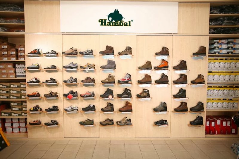 Hanibal Sport - Hanibal Sport, 16, Korunní 732, 120 00 Praha 2-Vinohrady, Czechia