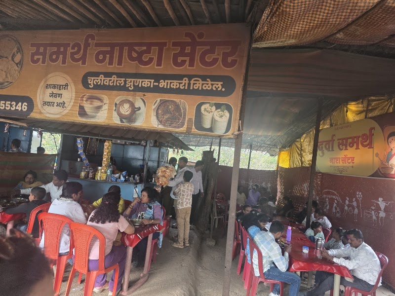 Mudekar Mavashi Zunaka Bhakari - Mudekar Mavashi Zunaka Bhakari R465+2G4, Panhala Fort, Panhala, Maharashtra 416201, India