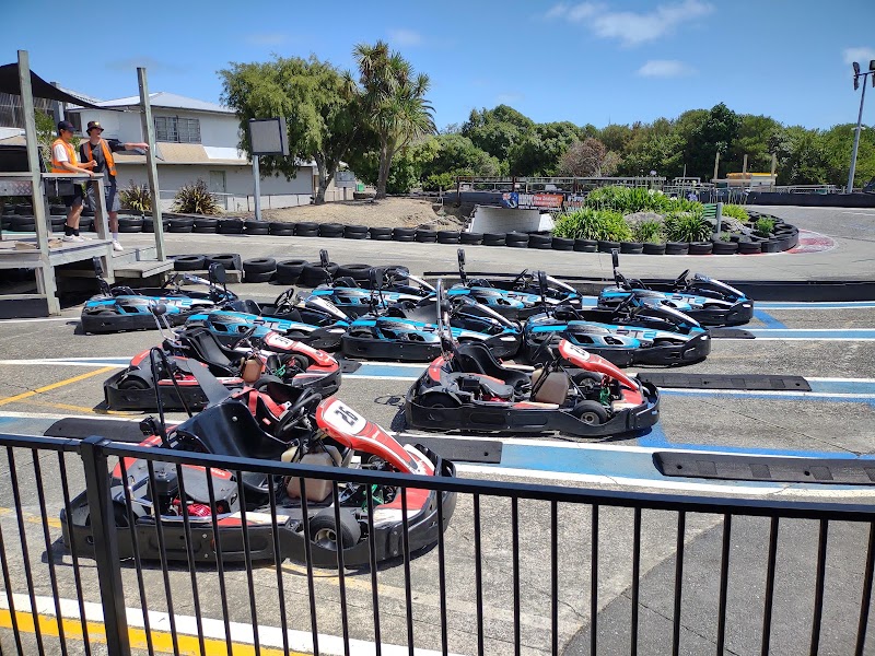 Nelson Fun Park - Mini Golf, Bumper Boats, Laser Tag, Go Karts, Trampoline Park & Hydroslide - Nelson Fun Park - Mini Golf, Bumper Boats, Laser Tag, Go Karts, Trampoline Park & Hydroslide, 40 Hounsell Circle, Tāhunanui, Nelson 7011, New Zealand