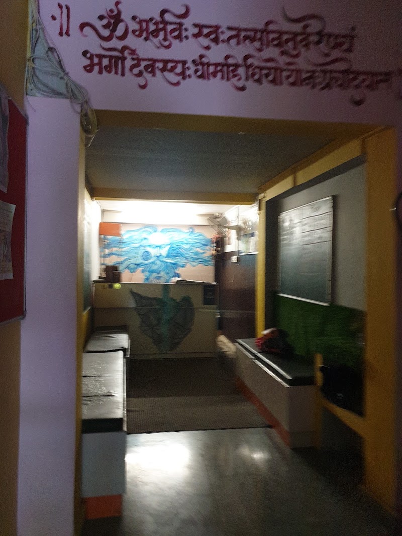Hostel Cozy Beds - Hostel Cozy Beds Balaknath Rd, Tapovan, Rishikesh, Uttarakhand 249192, India