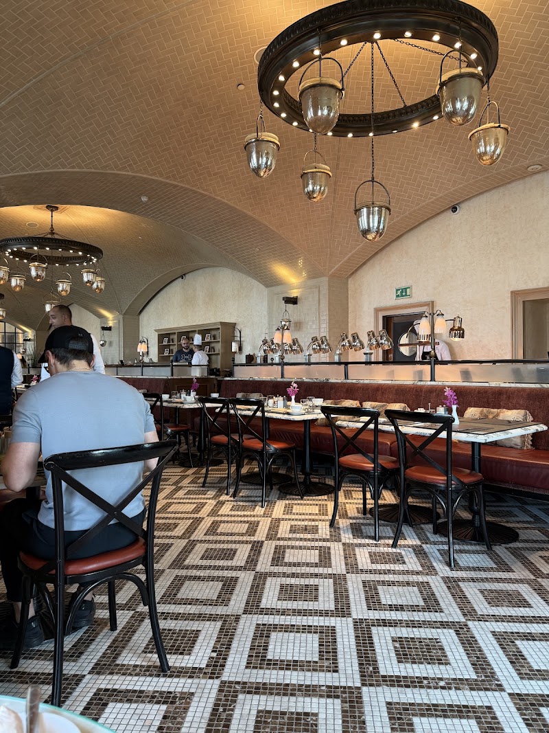 La Zisa - La Zisa, 1189 Nile Corniche, Boulaq Num.5, Bulaq, Cairo Governorate 4311102, Egypt