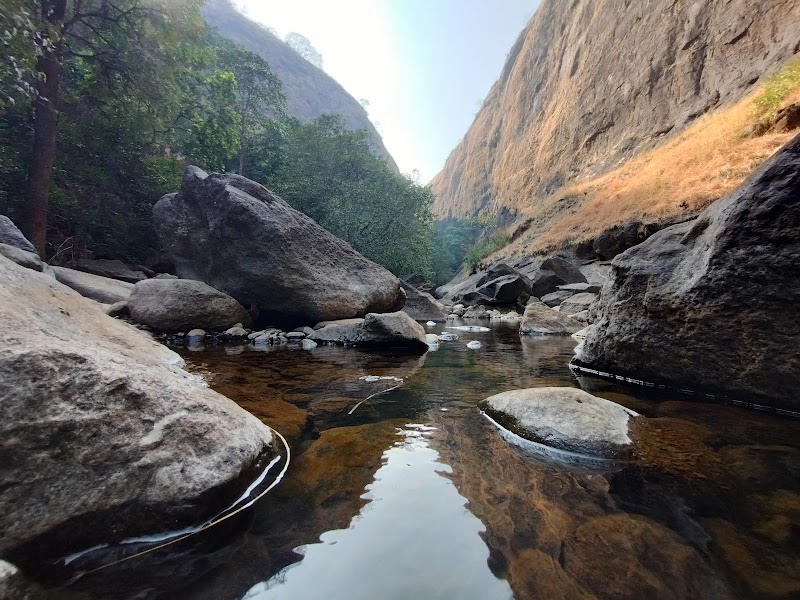 Milkybar Waterfall Trek Starting Point - Milkybar Waterfall Trek Starting Point, FC85+2G9, Tamhini Ghat Rd, Tamhini, Maharashtra 412108, India