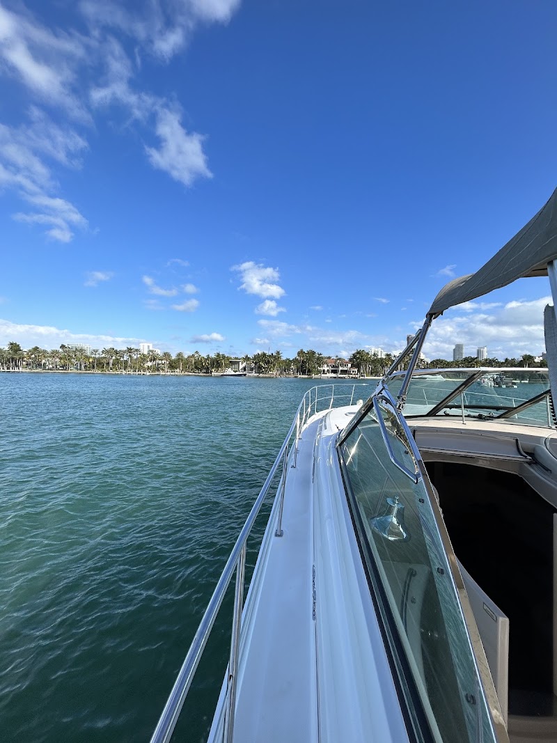Dolphin Water Sport - Dolphin Water Sport, 401 Biscayne Blvd, Miami, FL 33132, USA