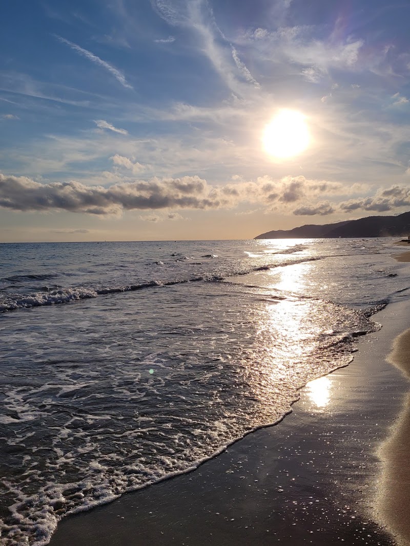 Platja de Castelldefels - Platja de Castelldefels Pg. Marítim, Castelldefels, Barcelona, Spain