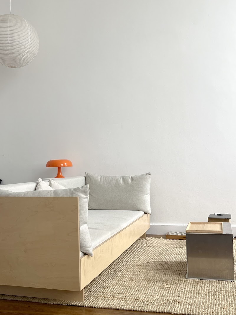 SLOWE Living - SLOWE Living 12-18 Hoxton St, London N1 6NG, UK