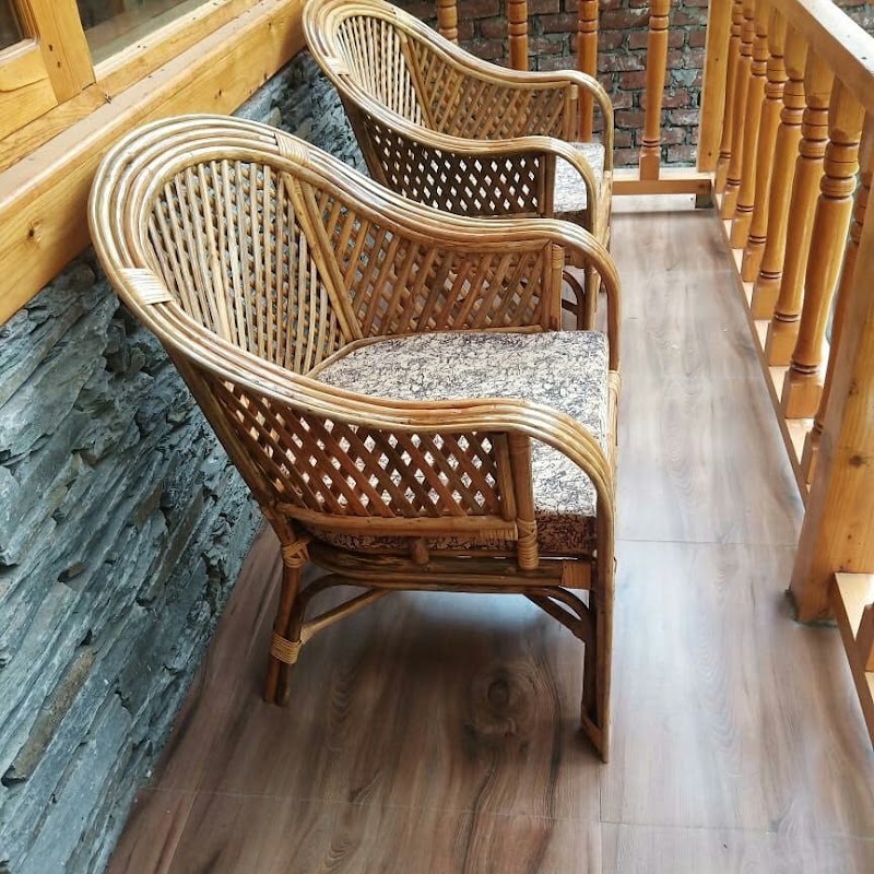 The Himalayan Heaven Jibhi - The Himalayan Heaven Jibhi The Himalayan Heaven Home Stay Near Oposit SBI Bank,VPO Jibhi, Tehsil, Banjar, Rashala, Himachal Pradesh 175123, India