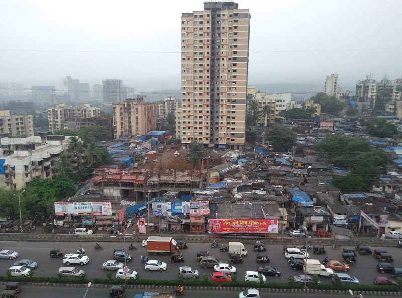 Malad West Metro Station - Malad West Metro Station 1406-A, 16E, New Link Rd, Malad, Mindspace, Malad West, Mumbai, Maharashtra 400064, India