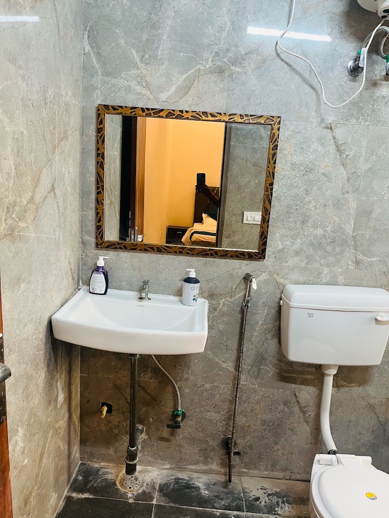 The Noida Inn - The Noida Inn h23, hospital Road, behind cloud 9, Block C, Kendriya Vihar, Sector 51, Noida, Uttar Pradesh 201303, India