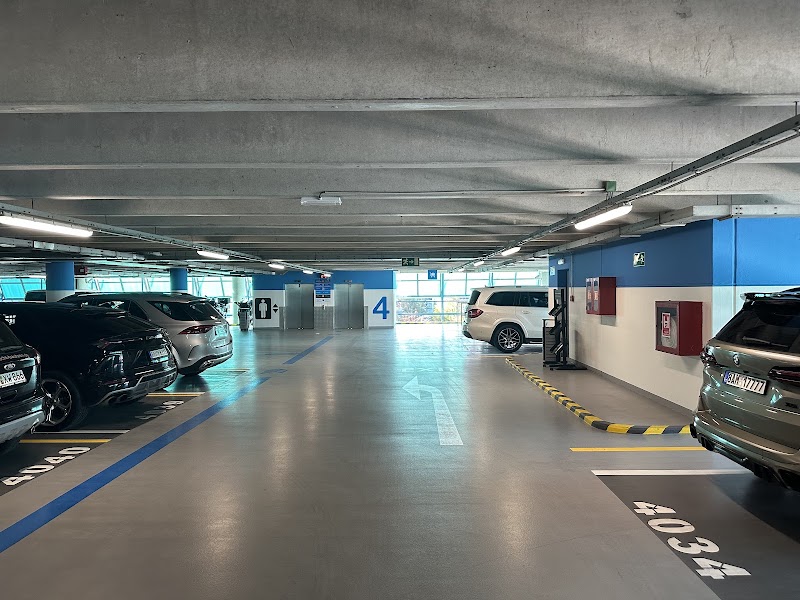 AeroParking PC Comfort - AeroParking PC Comfort, Aviatická 10, 161 00 Praha 6, Czechia