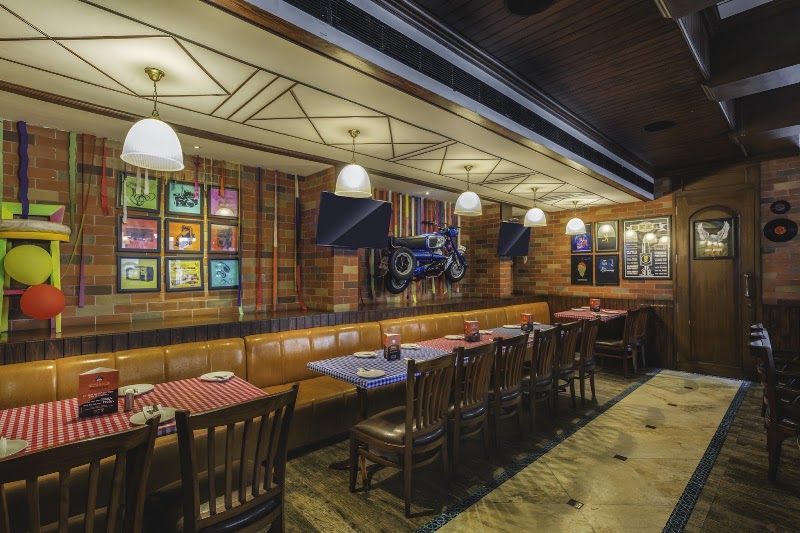 Effingut Koregaon Park - Pune's most loved craft brew pub