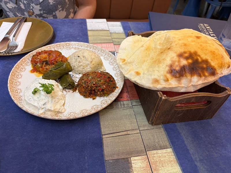 Antakya Restaurant - Antakya Restaurant, Mimar Hayrettin, Divan-I Ali Sok. No:12 A, 34435 Fatih/İstanbul, Türkiye