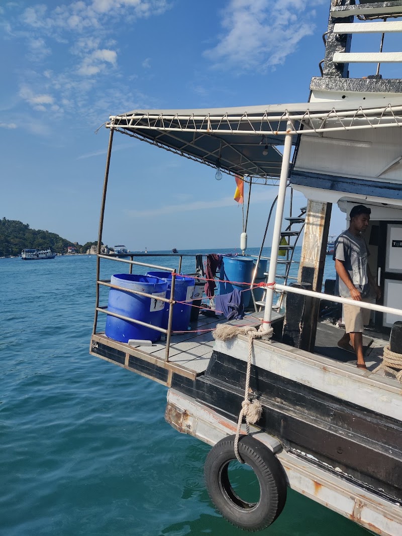 NAVA Scuba Diving - NAVA Scuba Diving, 18/25, Koh Tao, Koh Phangan, สุราษฎร์ธานี 84360, Thailand