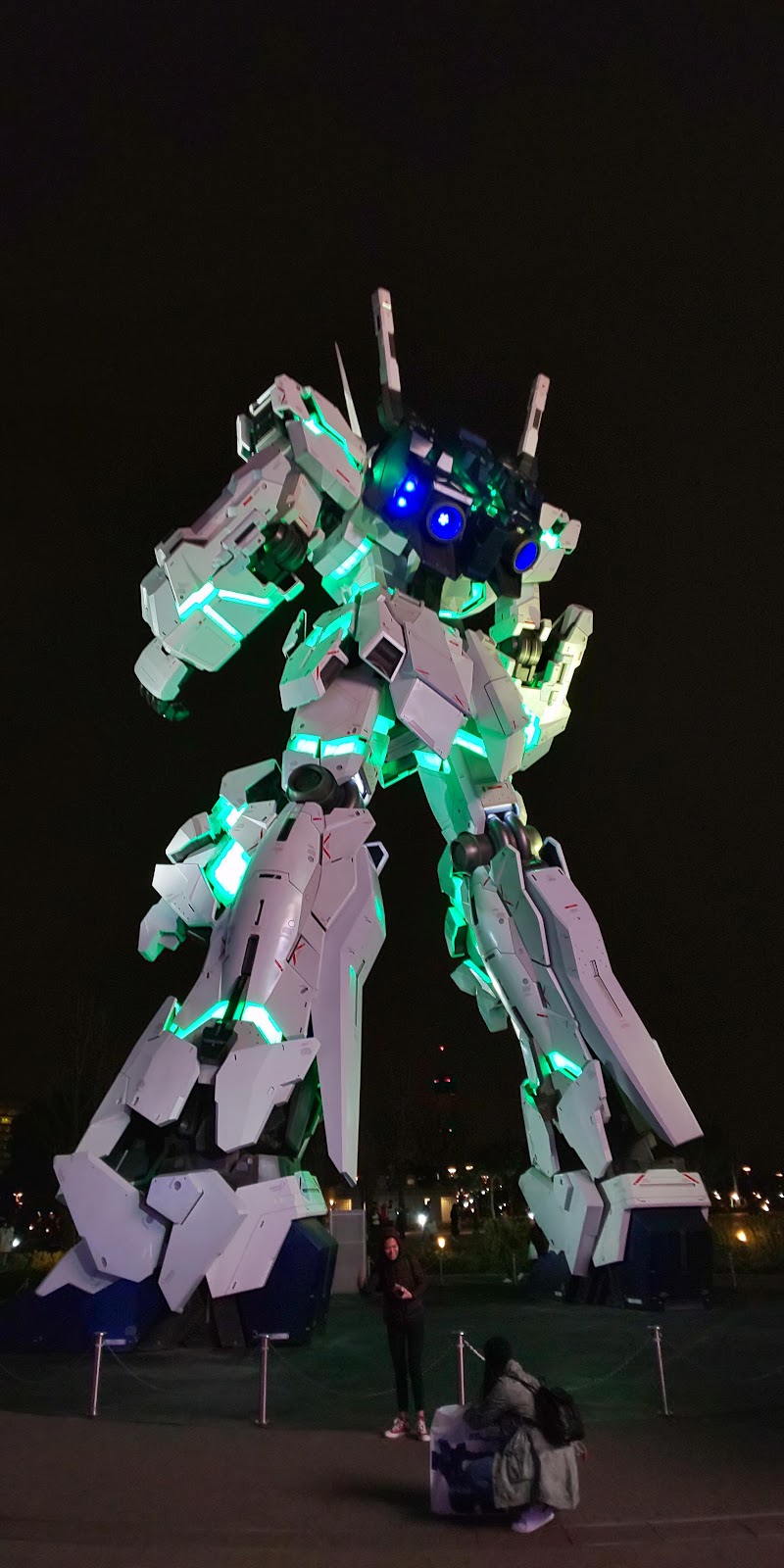 Unicorn Gundam - Unicorn Gundam Japan, 〒135-0064 Tokyo, Koto City, Aomi, 1-chōme−1−１０ ダイバーシティ東京プラザ内 2Fフェスティバル広場