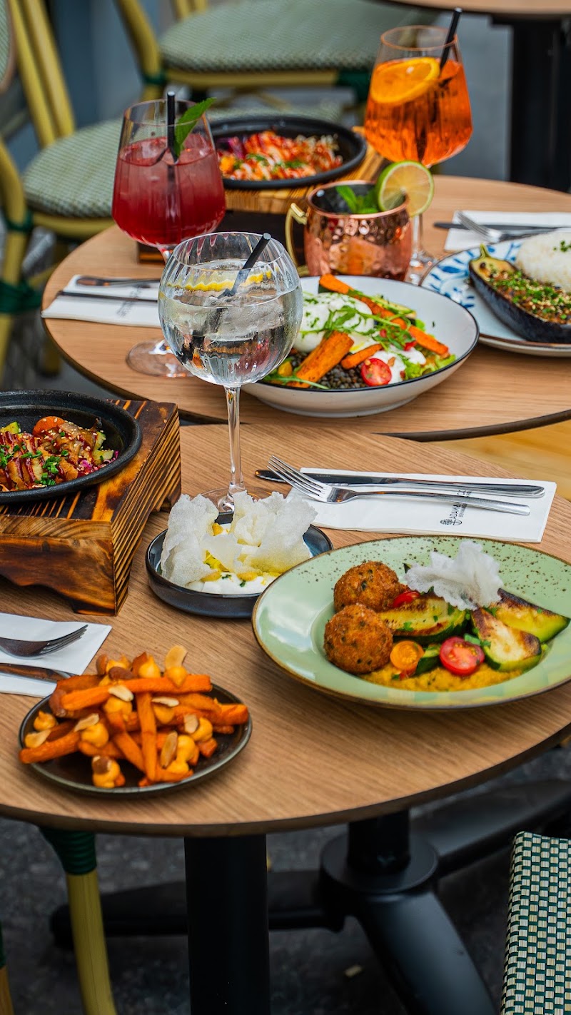 Adam et Eve Café - Restaurant Végétarien - Adam et Eve Café - Restaurant Végétarien 41 Rue Saint-Honoré, 75001 Paris, France