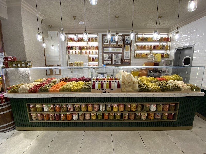 Famous Özcan Pickles - Famous Özcan Pickles, Caferağa, Güneşlibahçe Sok. No:7, 34710 Kadıköy/İstanbul, Türkiye