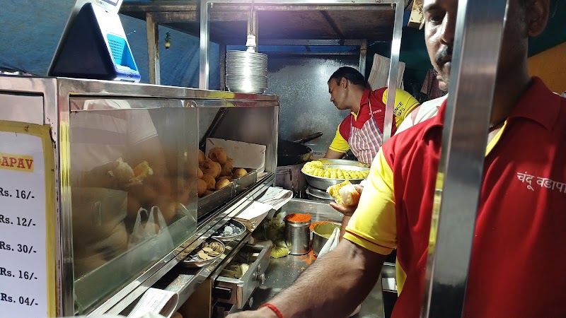 Chandu Vada Paav - Chandu Vada Paav, Shahu Nagar, Mahim East, Dharavi, Mumbai, Maharashtra 400017, India