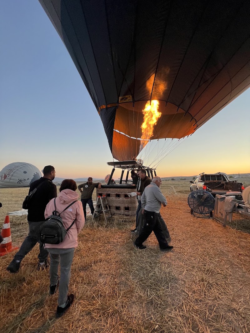 Cappadocia Balloon Flights - Cappadocia Balloon Flights, No:1, İsali - Gaferli - Avcılar, Kağnı Yolu Sk., 50180 Göreme/Nevşehir Merkez/Nevşehir, Türkiye