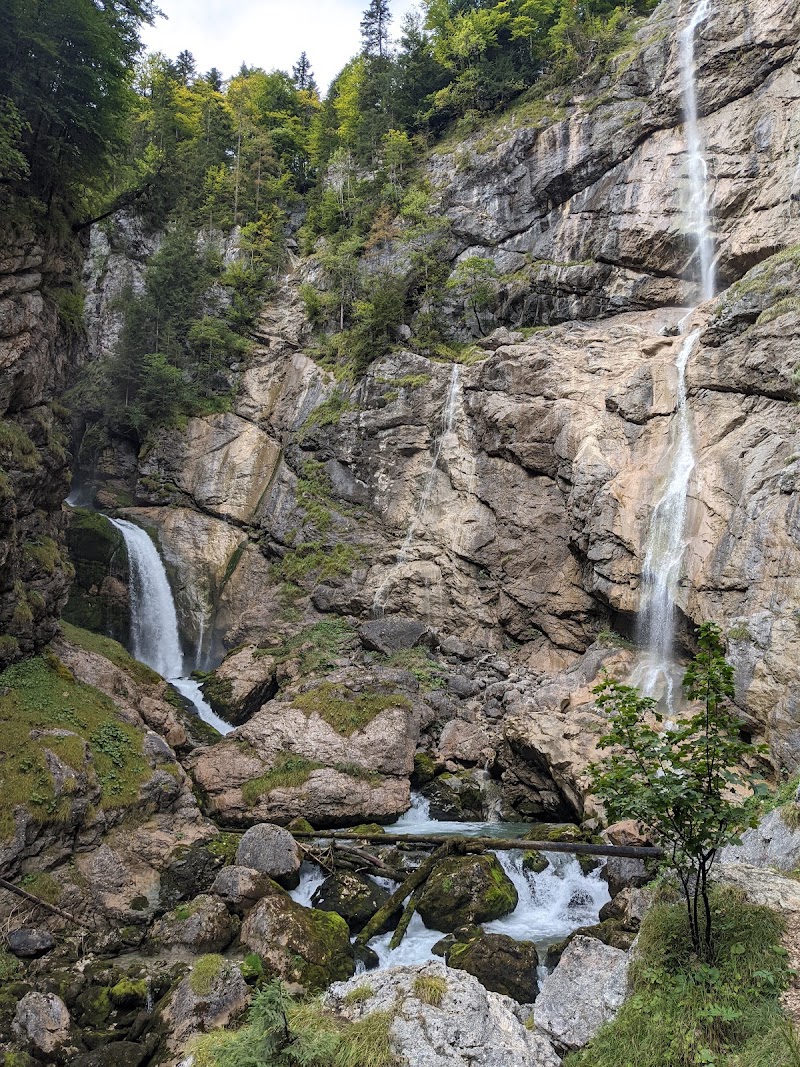 Waldbachstrub wasserfall - Waldbachstrub wasserfall, Echerntalweg, 4830 Hallstatt, Austria