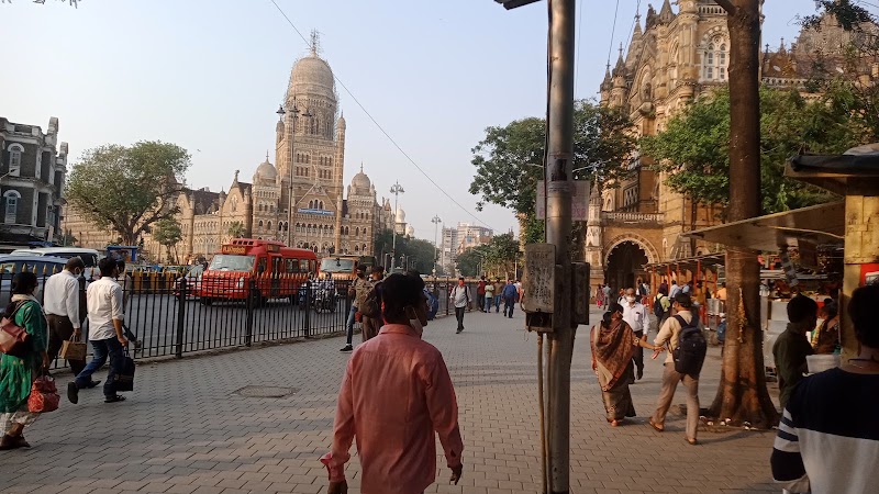 CSMT Viewing Stage - CSMT Viewing Stage WRQM+XVP, CST Subway, Dhobi Talao, Chhatrapati Shivaji Terminus Area, Fort, Mumbai, Maharashtra 400001, India