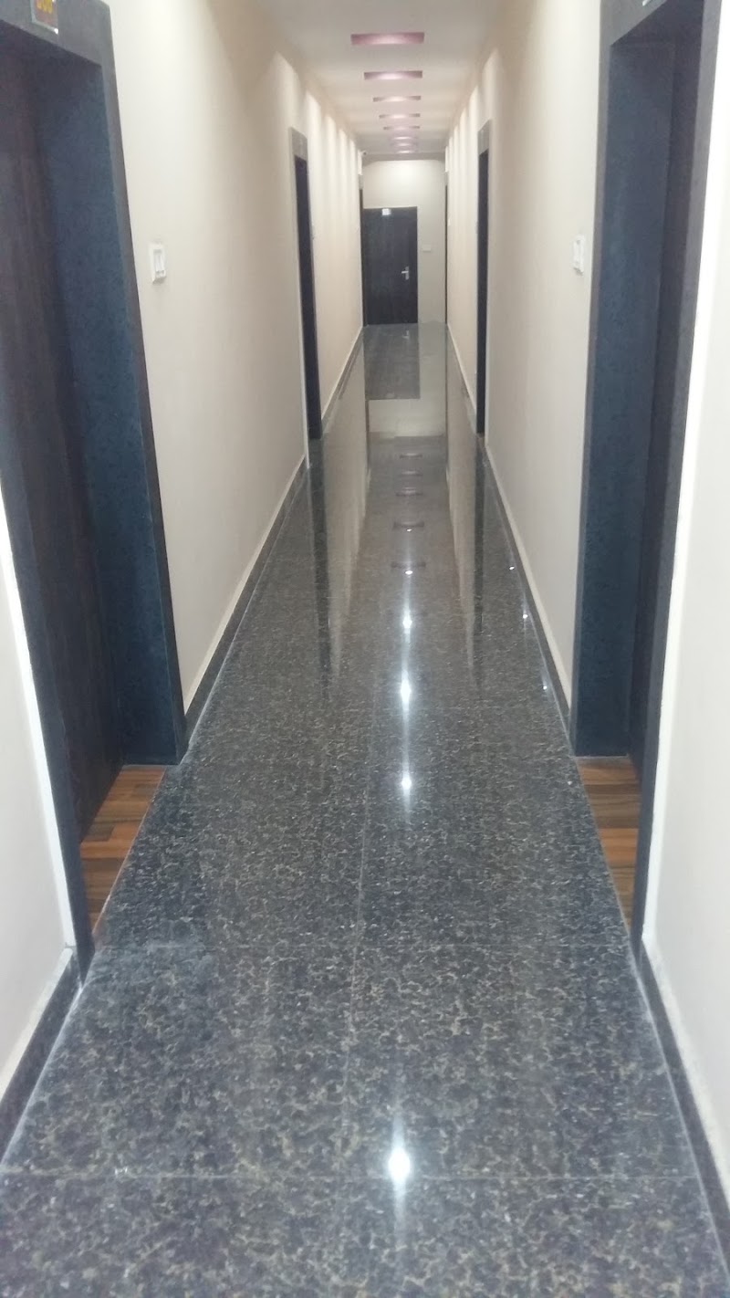 Shri Bhagvat Dham - Shri Bhagvat Dham, main road, Sitapur, Chitrakoot, Ranipur Bhatt, Uttar Pradesh 210205, India