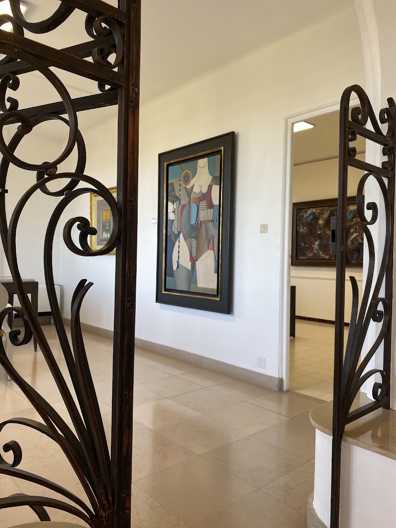 Villa Logis d'Azur - Villa Logis d'Azur, 26 Av. Henry Clews, 06210 Mandelieu-la-Napoule, France