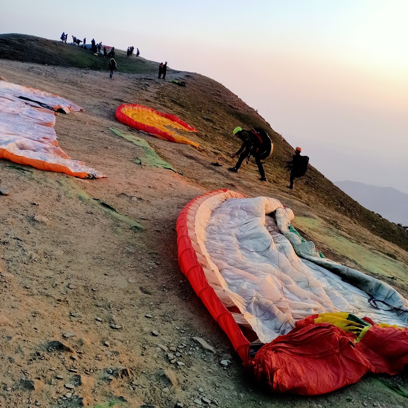 Bir Billing Paragliding Point - Bir Billing Paragliding Point Bir Billing, Baijnath, Biling, Himachal Pradesh 176077, India
